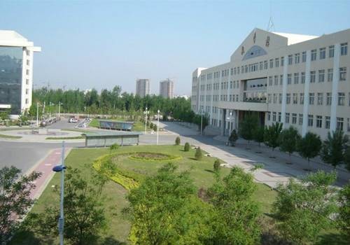 朝阳市第一高级中学