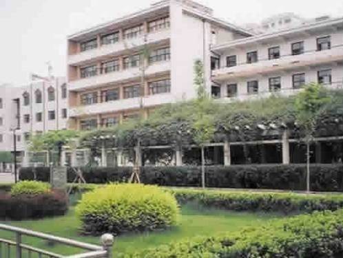 太原市成成中学校
