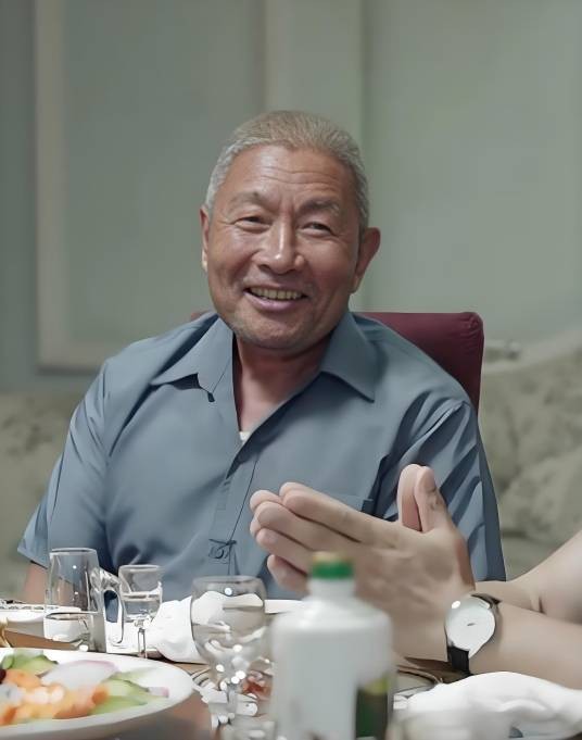 杨百万（家庭伦理剧《我和我的三个姐姐》中的角色）