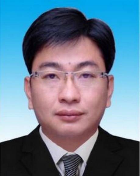 张贤亮（梅州市人民政府驻北京联络处主任）