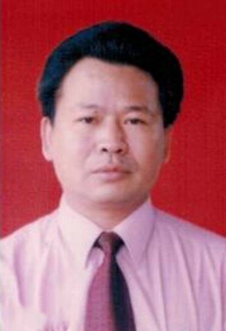 曾庆辉（广东省梅州市梅县区人大常委会原主任）