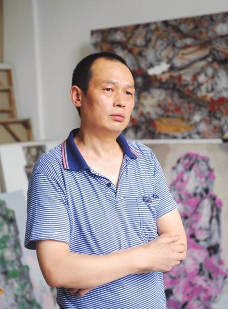 王毅（四川文理学院美术系教师）