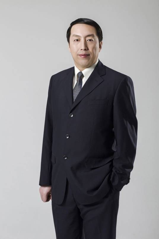 金鸿（美容医师）