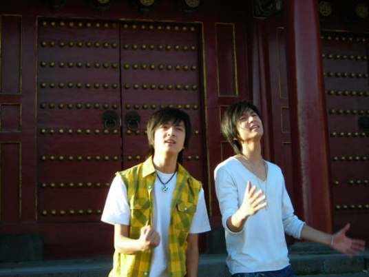 tohigh（中国男子演唱组合）