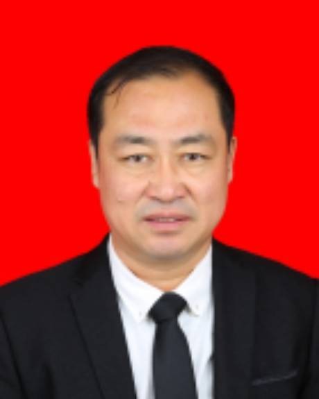 张维军（吉林省长岭县人民政府原常务副县长）