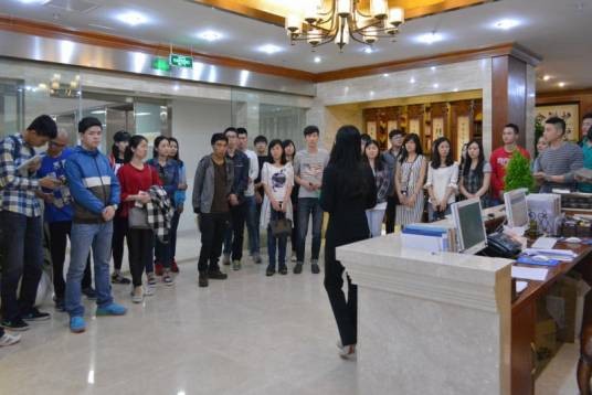 西南民族大学法学院