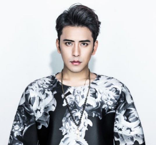 扎西顿珠(中国内地流行乐男歌手、影视演员、音乐剧演员,中央民族歌舞团青年歌唱家,一级演员)