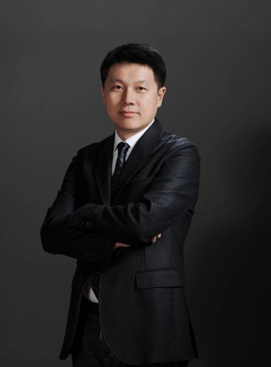 廉洁（春华资本集团原合伙人）