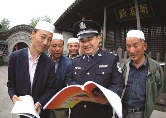 刘玉山（高邮市公安局副政治委员）
