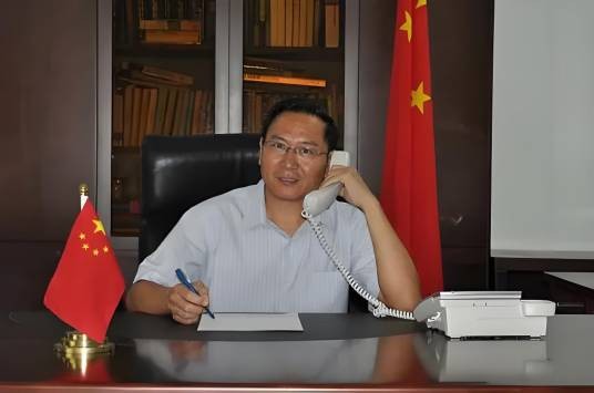 张卫东（中华人民共和国驻冰岛共和国原特命全权大使）