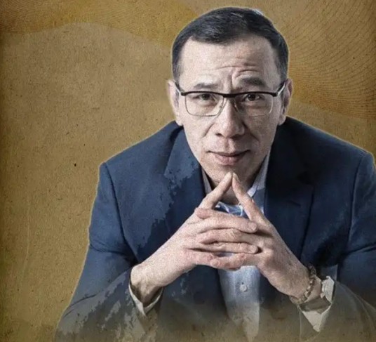 徐晓峰（上海坐拥400万微博粉丝的财经大V）