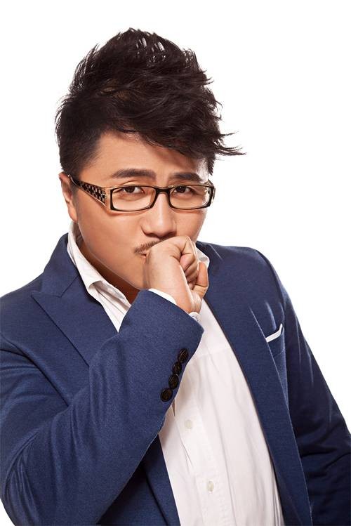 曹扬(中国内地男主持人、演员,北京卫视主持人)