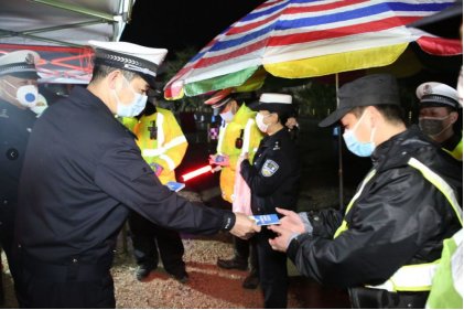 哈尔滨疫情防控一志愿者被捅伤后不幸离世，事发时的具体细节是怎样的？
