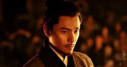 《风起陇西》杨颖饰演的柳莹，美貌出众且智谋过人