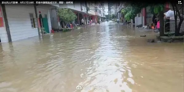 河南新乡一养老院遭河水倒灌,里面的老人情况如何?