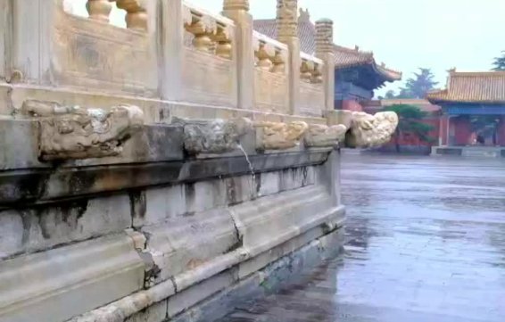 北京太庙上演龙吐水景观,是怎样一种场景?
