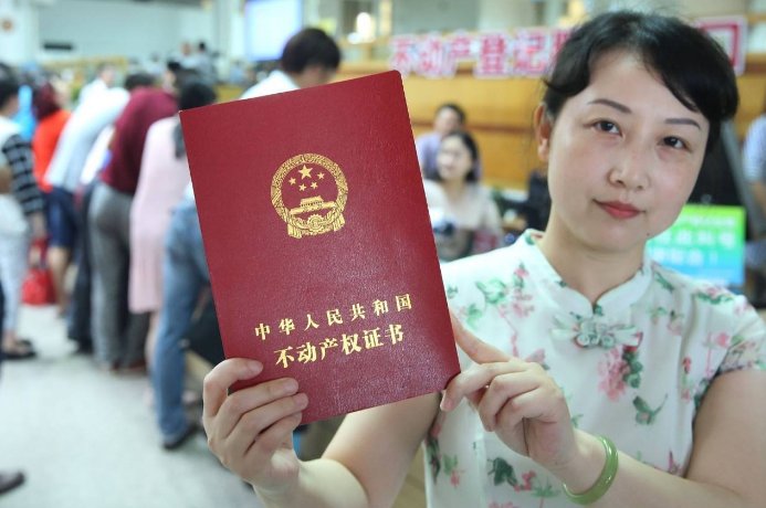如何看待章鱼拆贝壳当房门求安全感这件事?