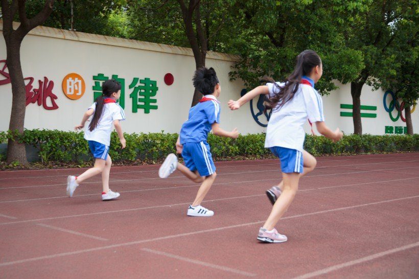 江苏3学生坠楼附近书店下架玄幻小说,书店为何做出此举?