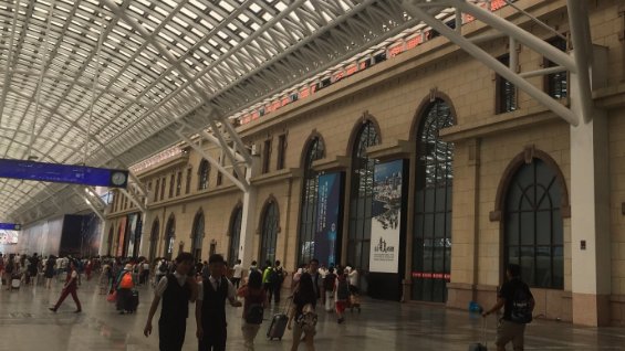 青岛火车站人工咨询电话