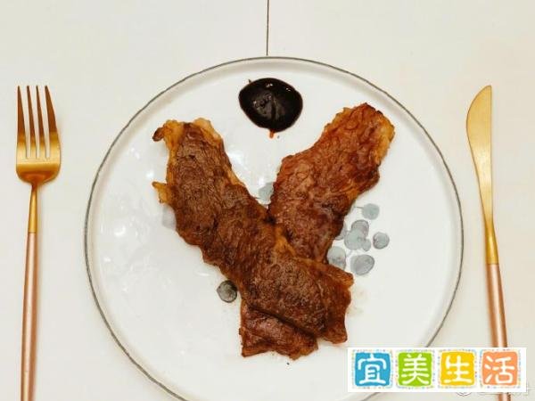 王珞丹晒日记:记忆力下降,想尝尝狗粮味,不会打游戏,渴望吃肉