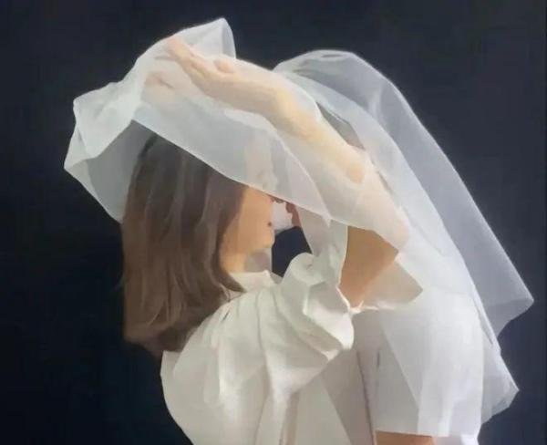网暴“离异女子与初恋再婚”者，皆因自己过得不幸福
