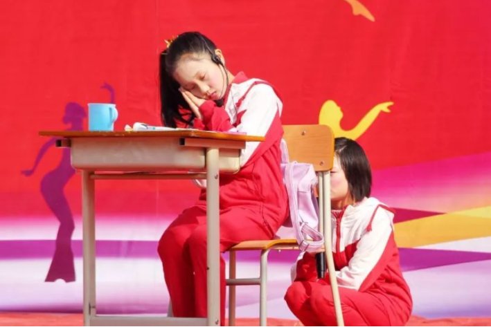适合小学生的双簧剧本