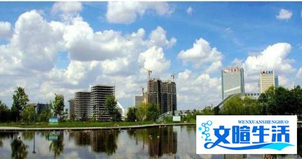 这个城市房价从两万跌到三千，80%楼盘停工！房子少人问津