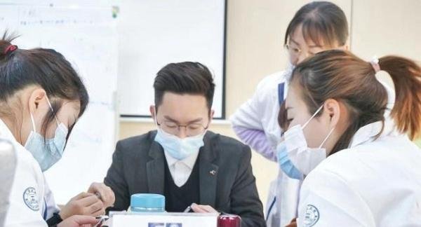 上海半永久化妆培训学费