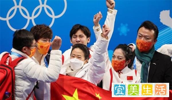 中国奖牌榜超越美国升至第三 这是咋情况？