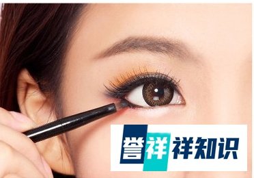 芭比娃娃约会化妆