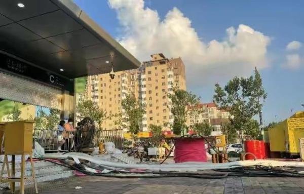 郑州地铁5号线隧道发现一具男性遗体！有失联者家属在外等候