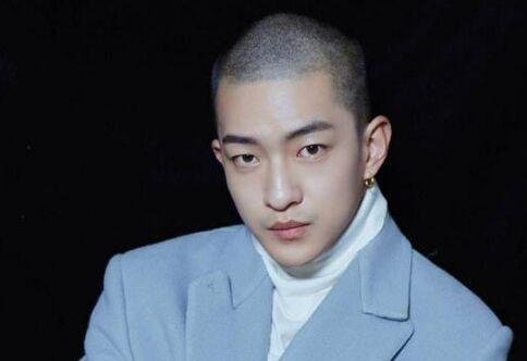 咖喱酱万籽麟男友是屈楚萧,男方接连否认，后来如何了？