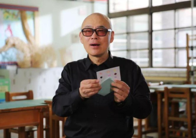 为什么郑渊洁不让儿子上学,要坚持在家自己教?他的儿子被他教育的怎么样?