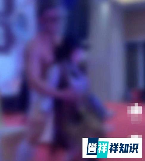 广东女骑第五届年会现低俗表演