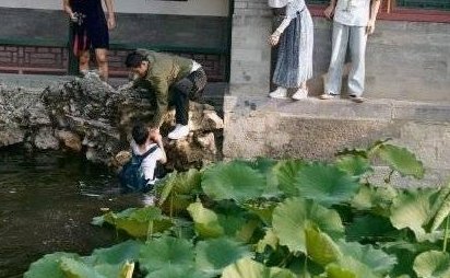 《隐秘的角落》严良救落水男孩，其本人作何回应？