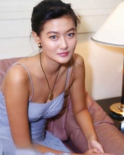 陈宝莲生前最爱黄任中 演过的三影片都有哪些