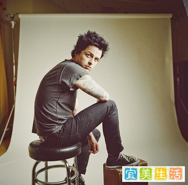 过去的魔鬼与当下的恶魔-Green Day-《Jesus of Suburbia》