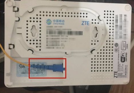无线路由器怎么连接主机和猫?