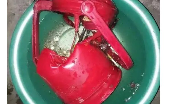 热得快烧水会电死人吗?