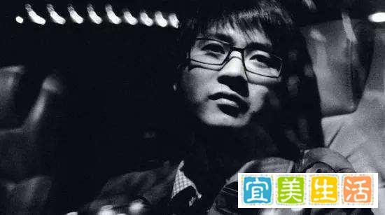 一半人生张弛有度,赚稿费的韩寒终于活成了十八年前他说的样子