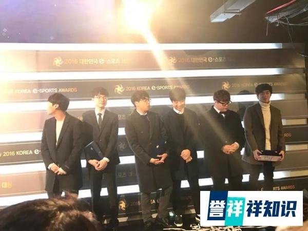 真正的排面！韩国体育协会100年海报，Faker力压孙兴慜占C位
