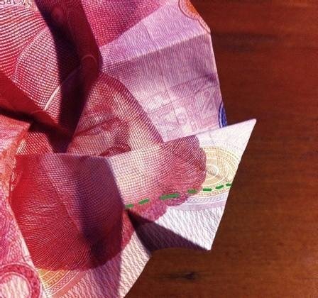 如何用钱折玫瑰