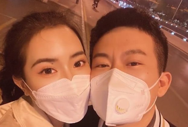 陕西一新郎在结婚时淡定嗑瓜子,当地的结婚风俗是怎样的?