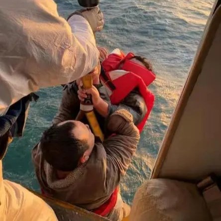 山东烟台一货船沉没已有4人罹难,7人仍失联,后续救援工作进行的如何?