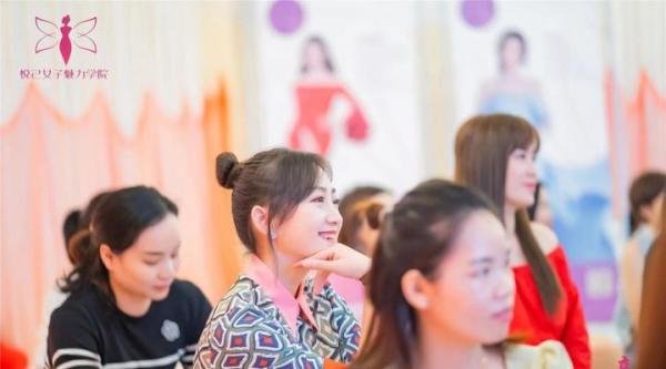 悦己女子魅力学院崔明悦受聘广东佛山民政局特聘讲师