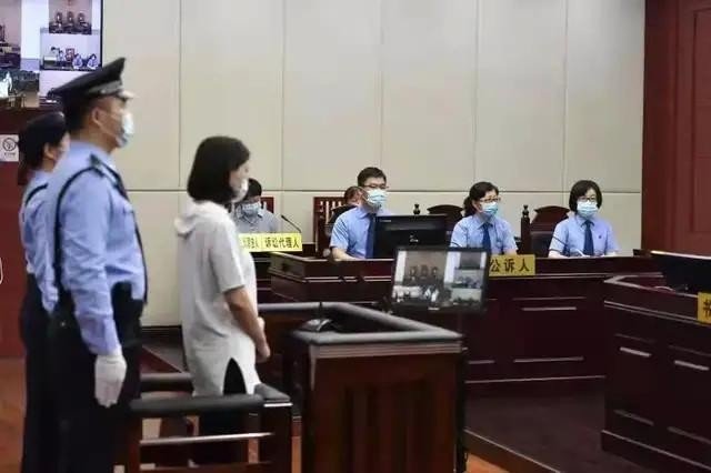 劳荣枝曾在灭门案后提议放火烧屋,她到底有多残忍?