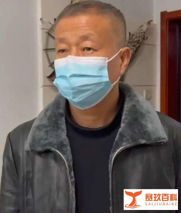 王新刚被撤职了，隐藏在狗咬人中的那些细节，可能永远没有答案了