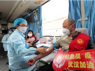 江西一大叔14年献了110斤血液，他这样的献血量是否会伤害身体？