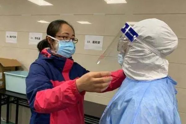 官方通报村支书辱骂回村隔离护士一事,官方是如何处理这件事的?