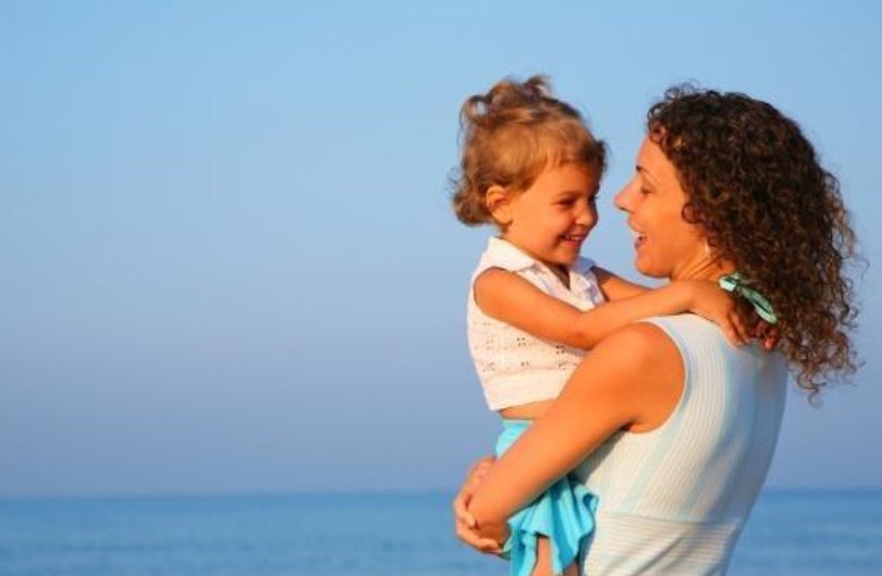 亲亲我是一首写海风的诗吗？